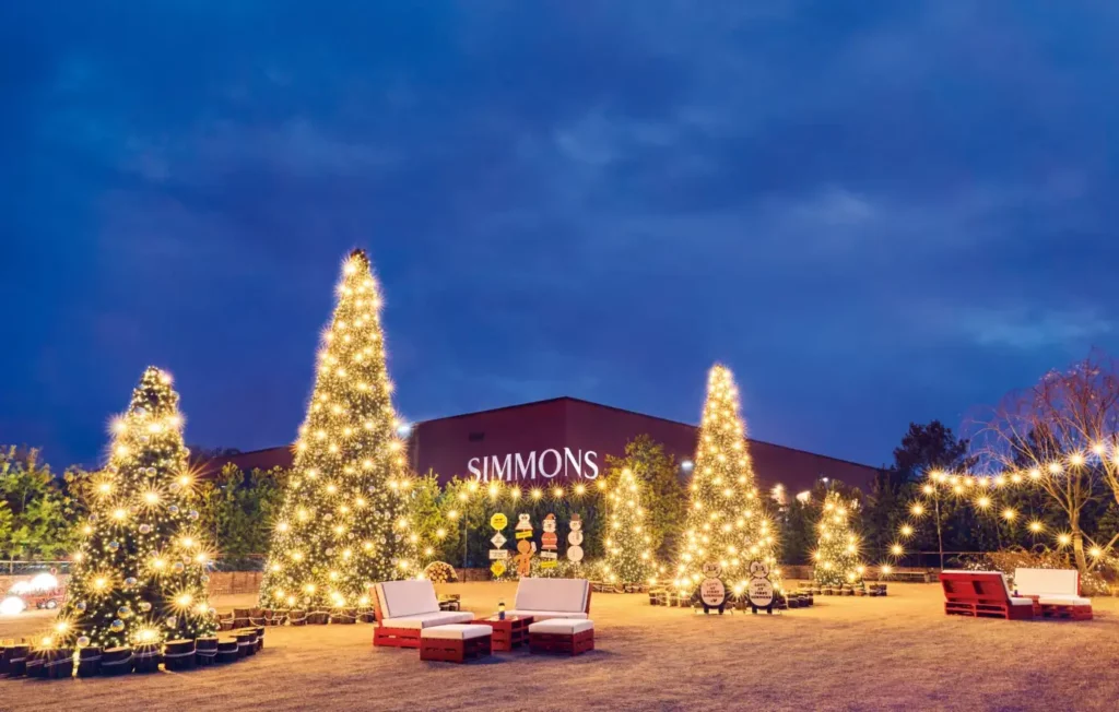 ©GQMagazine Korea
Simmons Terrasse Christmas